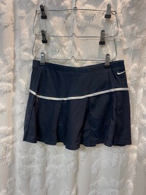 2000s Nike navy blue skort